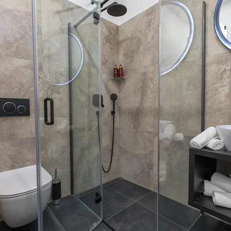 Park Luxury 2 4* 스플리트