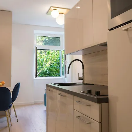 Park Luxury 2 Pensionat 4*