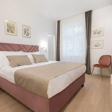 Pensjonat Park Luxury 2 4*